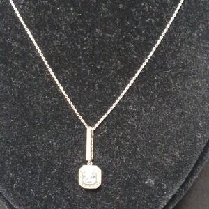 Avon Silver 18" White Crystal Pendant Necklace - NWOT